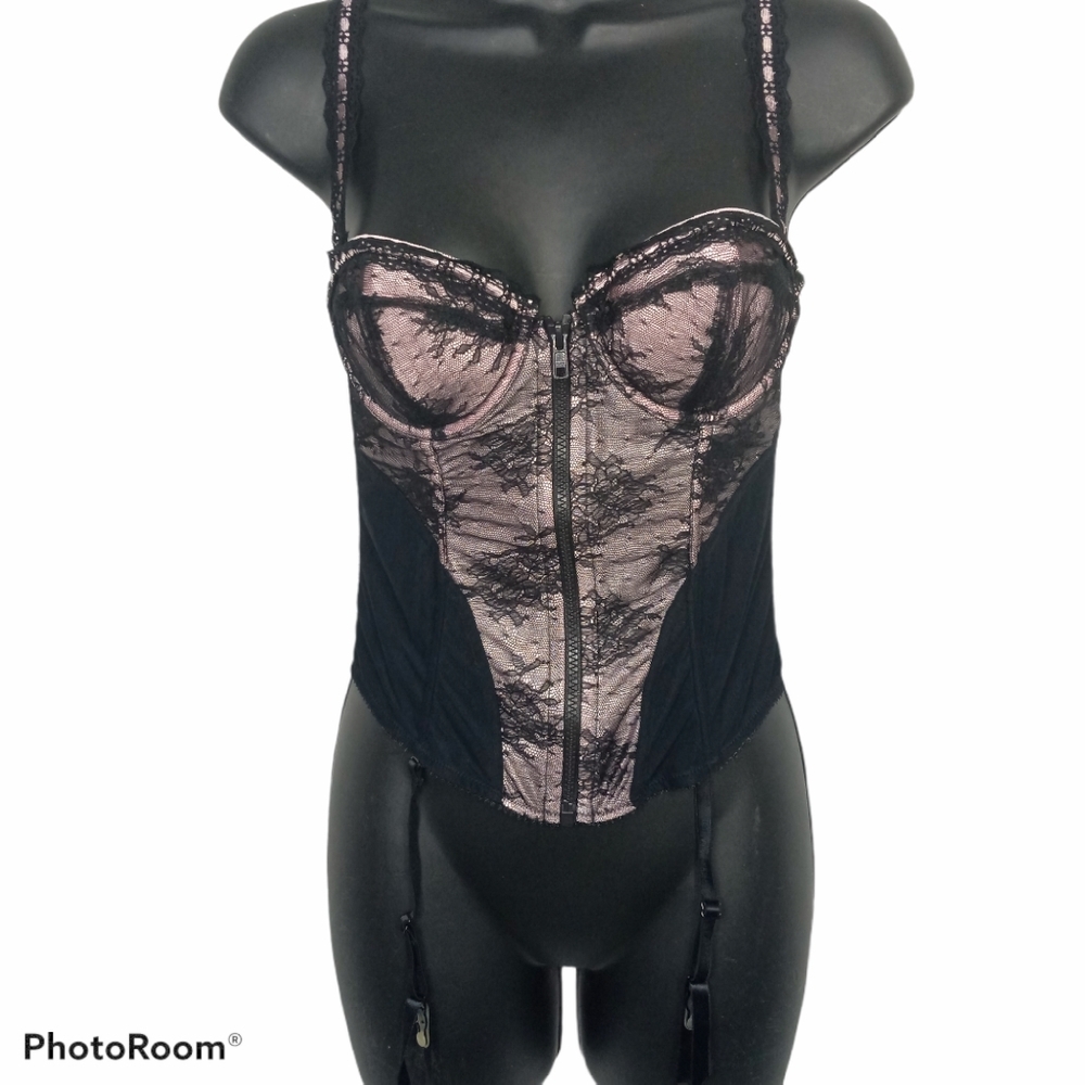 Jezebel Usa Pink & Black Zip Closure Corset